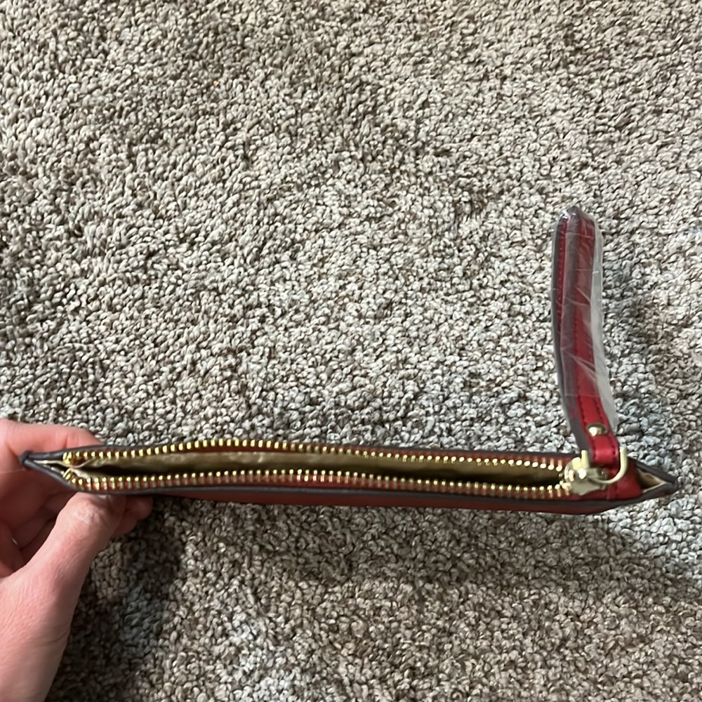 NEW KATE SPADE RED WRISTLET - Picture 6 of 8